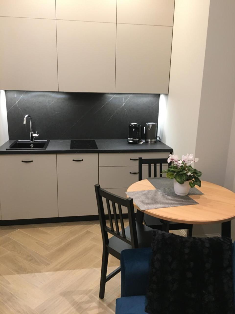 Apartamenty Platinum Loft Zielona Góra Exteriör bild