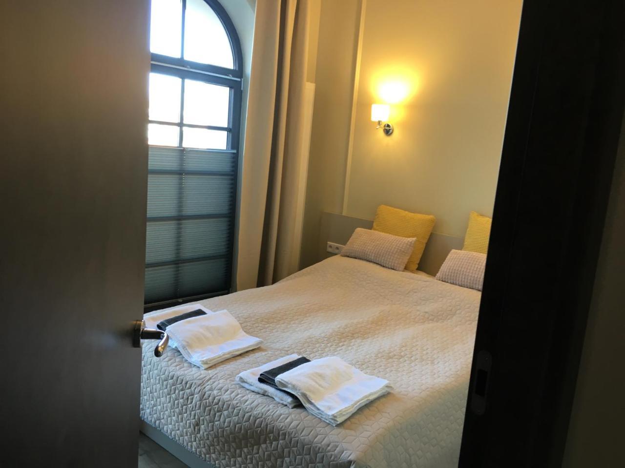 Apartamenty Platinum Loft Zielona Góra Exteriör bild
